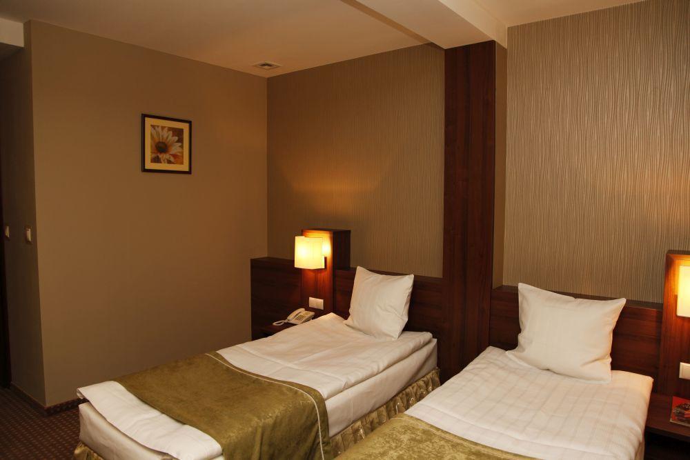 Hotel Na Polboru Sieradz Extérieur photo